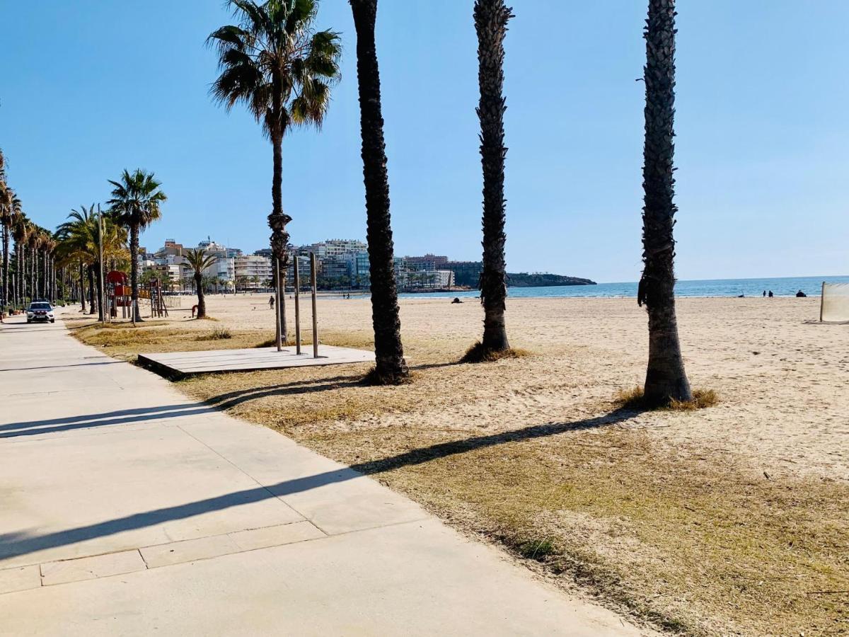 Appartamento Book Ibiza Salou Esterno foto