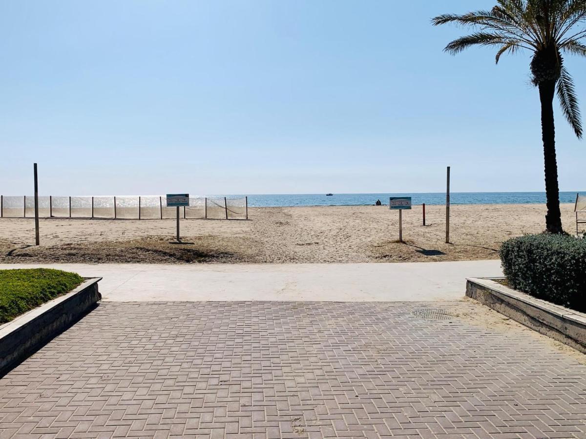 Appartamento Book Ibiza Salou Esterno foto