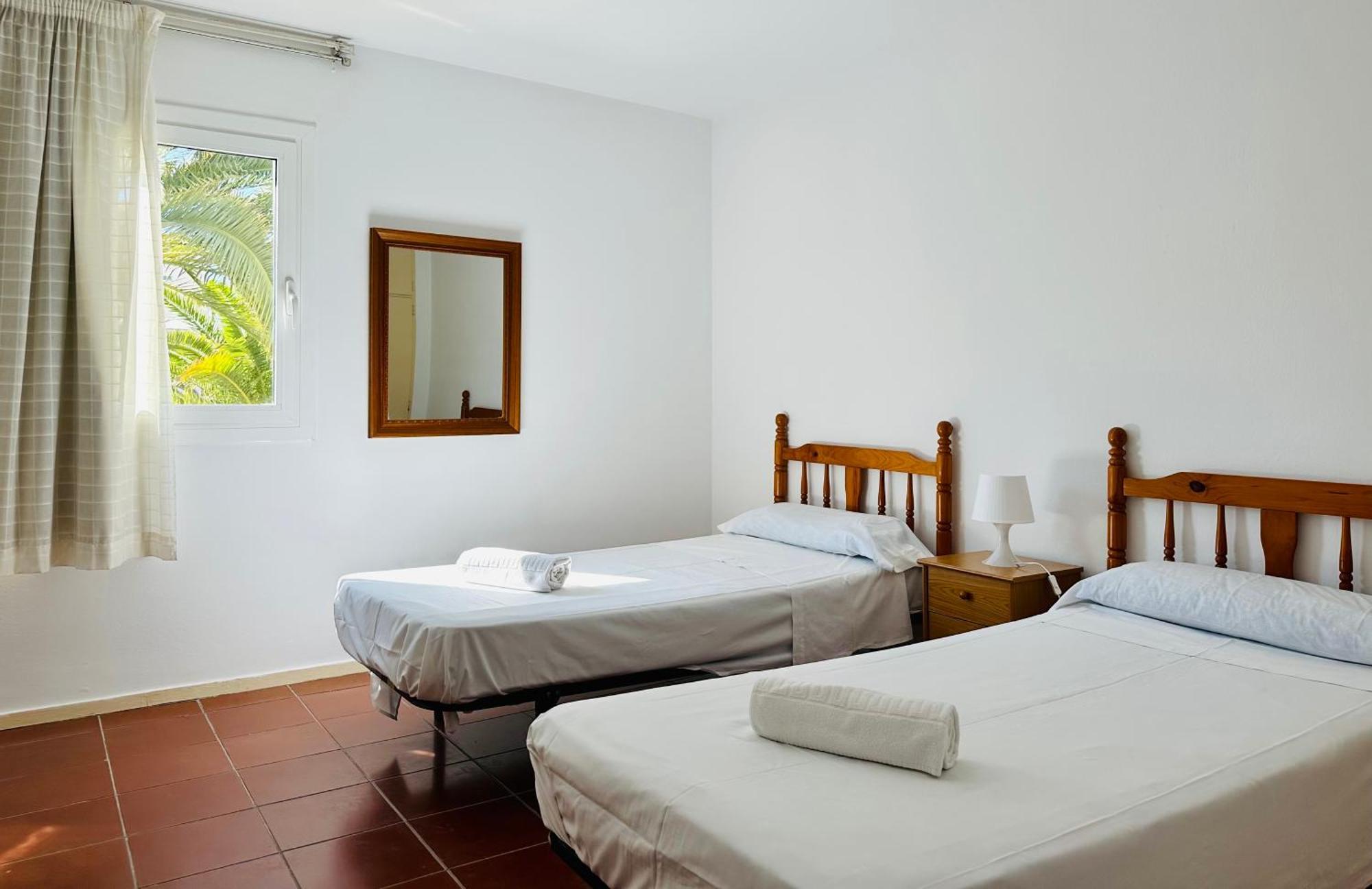 Appartamento Book Ibiza Salou Esterno foto